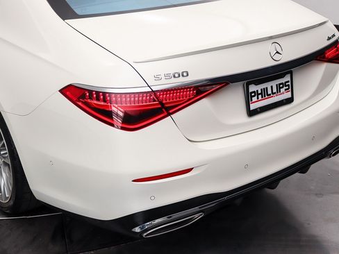Used 2022 Mercedes-Benz S 500 4MATIC w/ AMG Line Package image 12