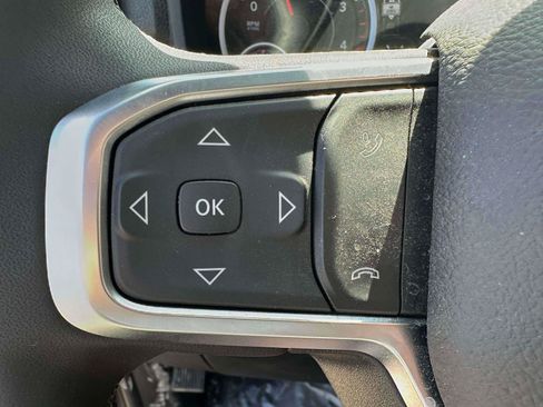 Used 2025 RAM 2500 Big Horn AWD/4WD image 20