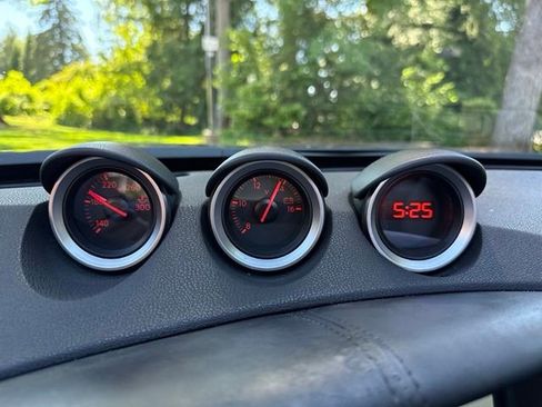 Used 2014 Nissan 370Z Touring w/ Navigation Package RWD image 20
