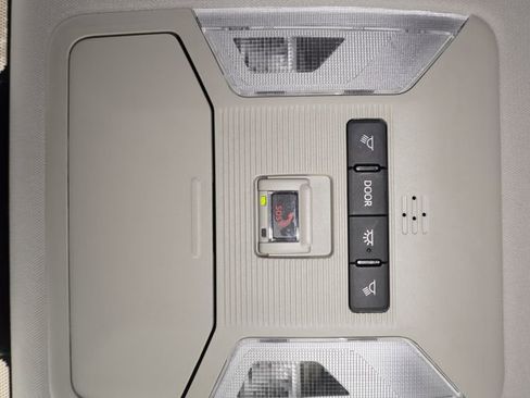 Certified 2025 Toyota RAV4 LE FWD image 19