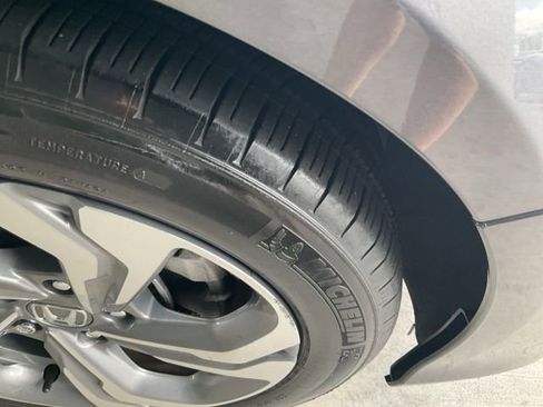 Used 2019 Honda Accord EX image 29