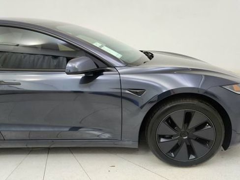 Used 2025 Tesla Model 3 Long Range image 7