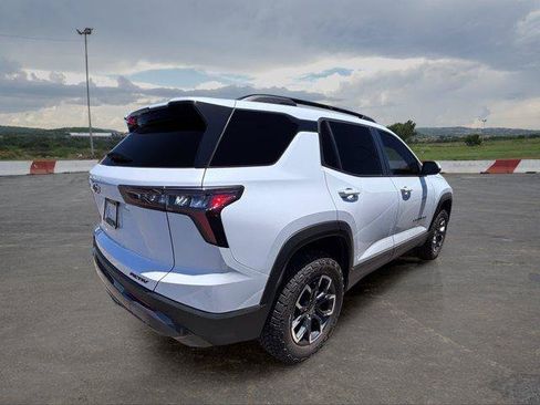 Used 2026 Chevrolet Equinox ACTIV FWD image 3