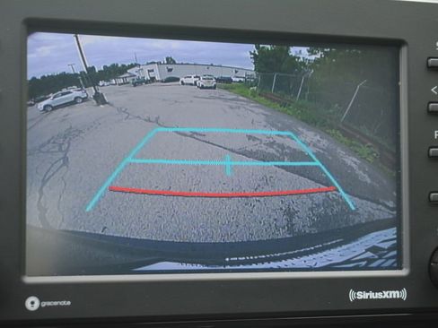 Used 2022 Toyota RAV4 LE AWD/4WD image 15