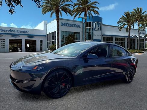 Used 2024 Tesla Model 3 Performance AWD/4WD image 4
