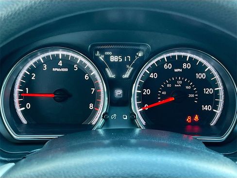 Used 2016 Nissan Versa SV image 12