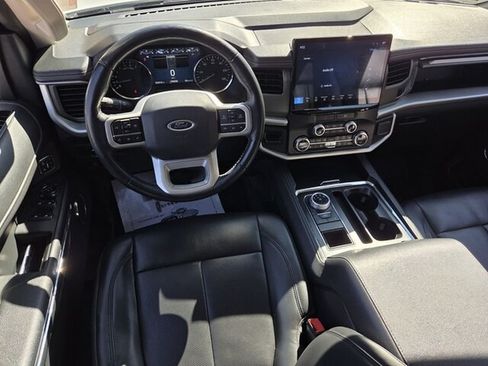 Used 2022 Ford Expedition XLT RWD image 11