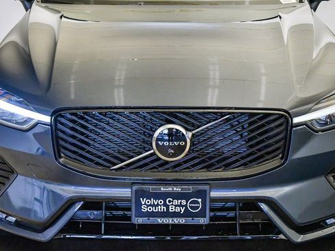 New 2026 Volvo XC60 B5 Ultra w/ Protection Package Premier AWD/4WD image 8