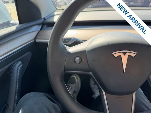 Used 2023 Tesla Model Y Long Range AWD/4WD image 20