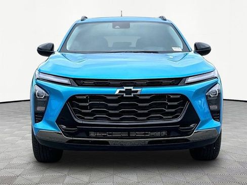 New 2026 Chevrolet Trax ACTIV w/ Sunroof Package FWD image 2