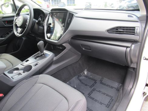 Used 2024 Subaru Crosstrek 2.0i Premium w/ Crosstrek Mirror Package AWD/4WD image 10