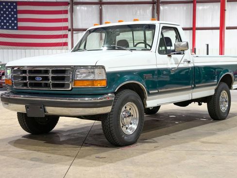 Used 1995 Ford F250 2WD Regular Cab image 1