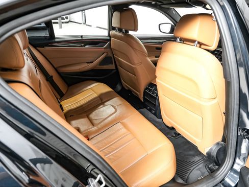 Used 2019 BMW 540i w/ M Sport Package image 46