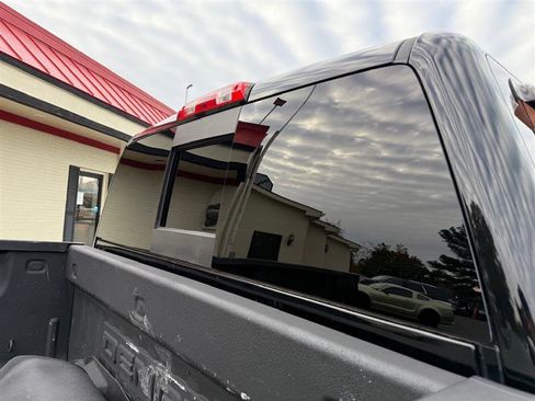 Used 2019 GMC Sierra 2500 Denali image 10