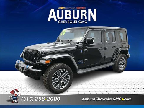 Used 2024 Jeep Wrangler High Altitude AWD/4WD image 1