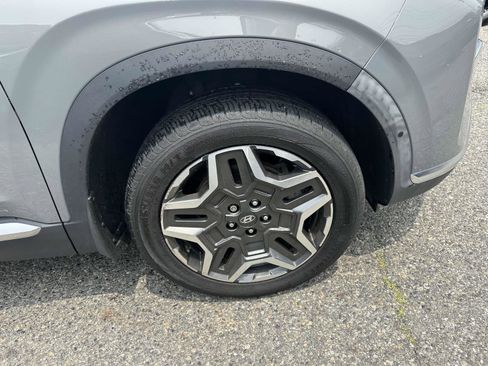 Used 2022 Hyundai Santa Fe Limited AWD/4WD image 9