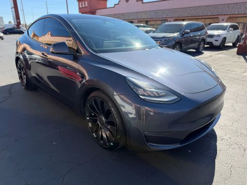 Used 2020 Tesla Model Y Performance AWD/4WD image 4