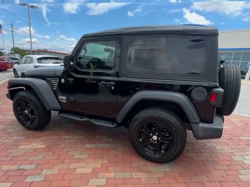 Used 2020 Jeep Wrangler Sport AWD/4WD image 8
