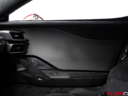 Used 2018 Ford GT RWD image 36