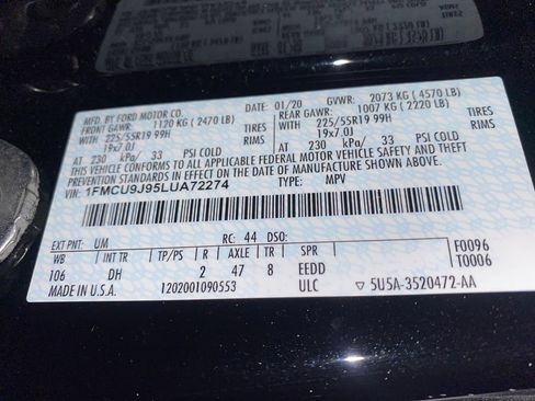 Used 2020 Ford Escape Titanium AWD/4WD image 26