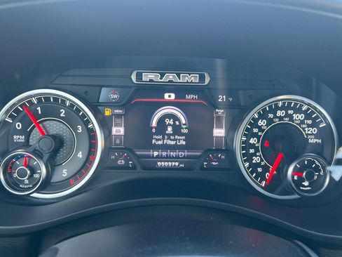 Used 2021 RAM 2500 Big Horn w/ Level 2 Equipment Group image 26