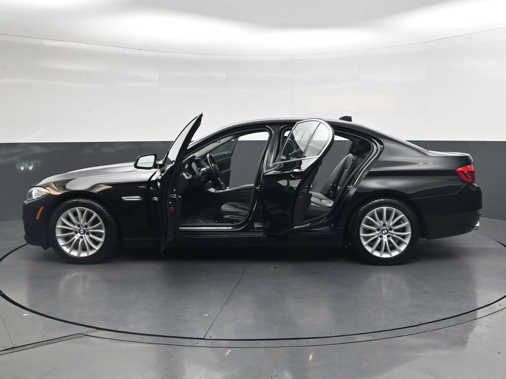 Used 2014 BMW 528i xDrive Sedan AWD/4WD image 34