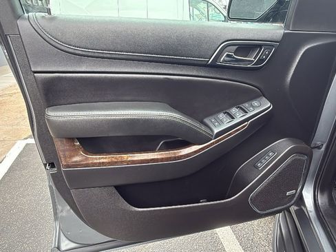 Used 2018 Chevrolet Tahoe LT AWD/4WD image 9
