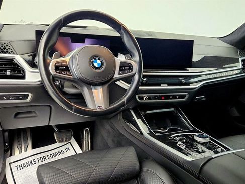 Used 2024 BMW X7 xDrive40i w/ M Sport Package AWD/4WD image 12