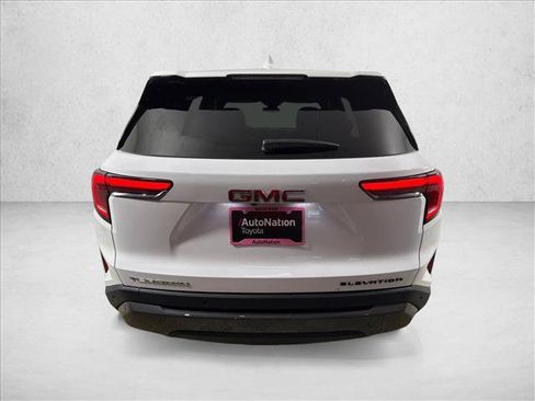 Used 2026 GMC Terrain Elevation FWD image 5