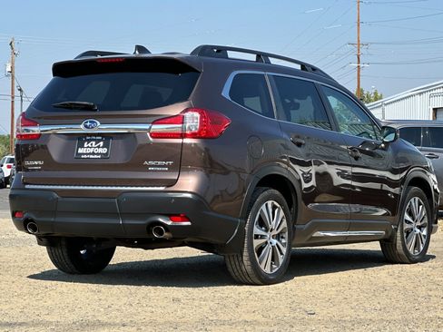 Used 2021 Subaru Ascent Limited w/ Technology Package AWD/4WD image 4