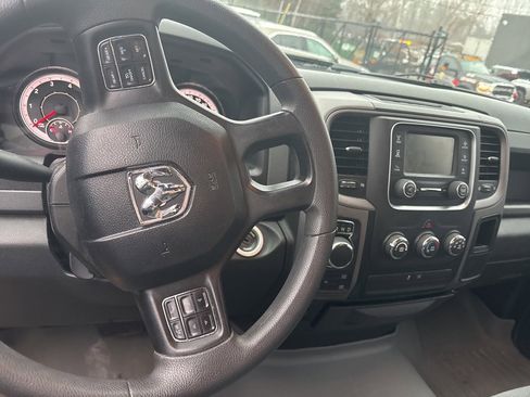 Used 2018 RAM 1500 Express w/ Express Value Package image 8