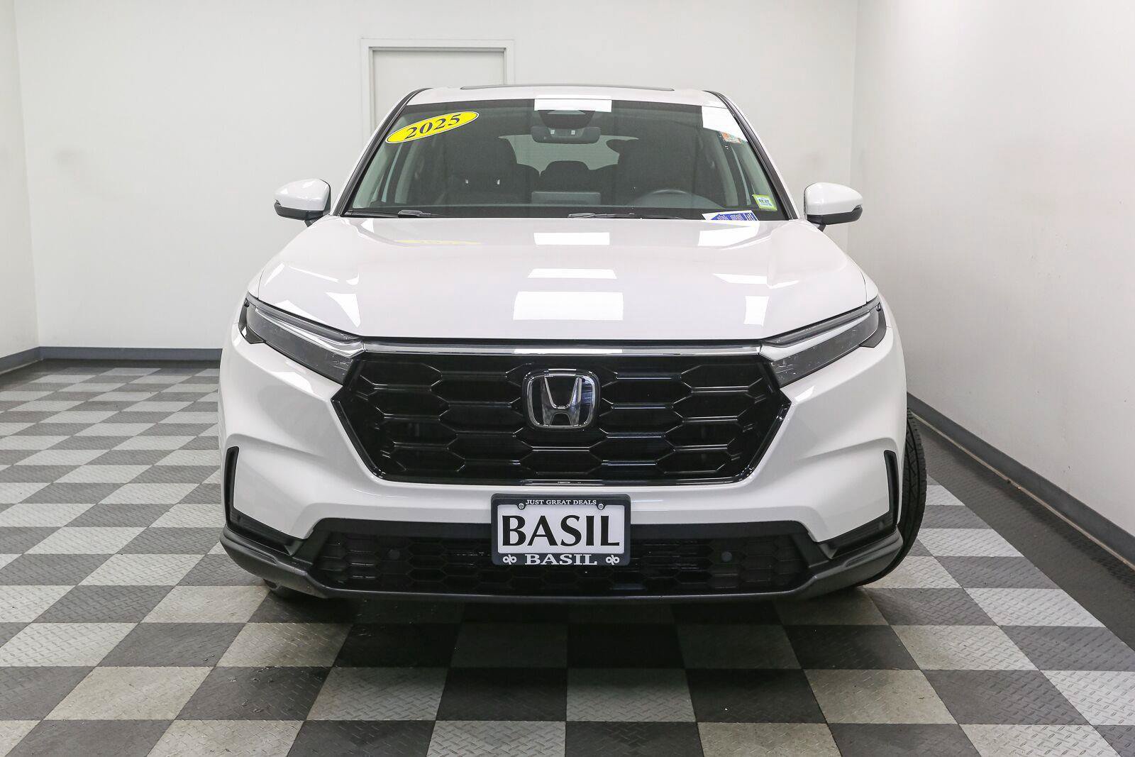 Used 2025 Honda CR-V EX-L image 3