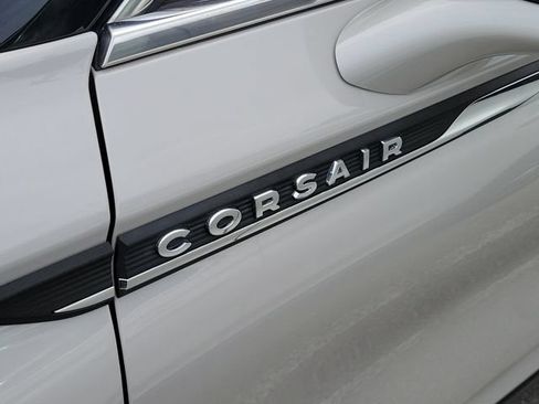 Certified 2023 Lincoln Corsair FWD image 9