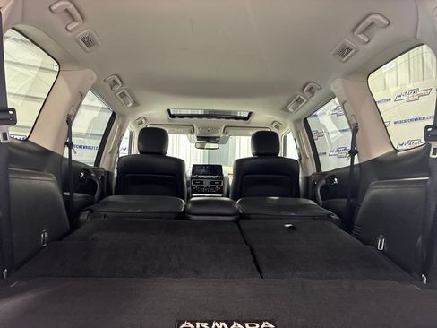 Used 2024 Nissan Armada SL w/ Captain's Chairs Package AWD/4WD image 40
