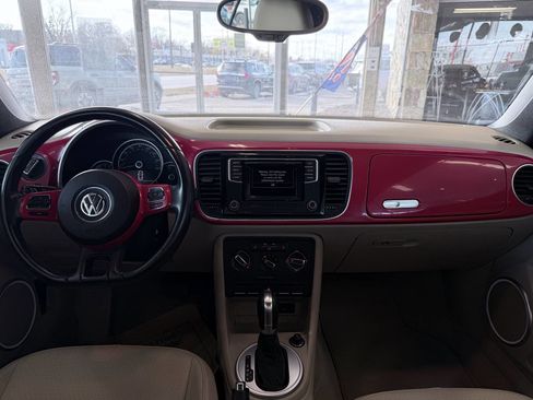 Used 2016 Volkswagen Beetle 1.8T S image 36