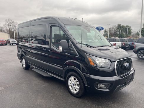Used 2023 Ford Transit 350 XLT image 7