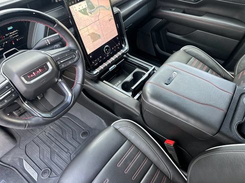Used 2025 GMC Yukon AT4 Ultimate w/ LPO, Floor Liner Package AWD/4WD image 9