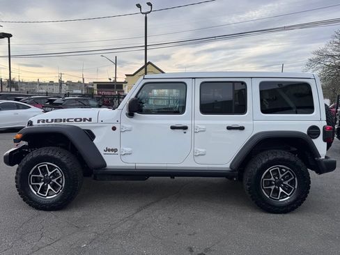 Used 2026 Jeep Wrangler Unlimited Rubicon w/ Safety Group AWD/4WD image 4