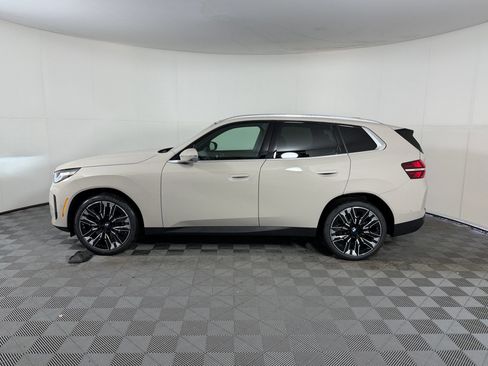 Used 2026 BMW X3 xDrive30i w/ Premium Package AWD/4WD image 2