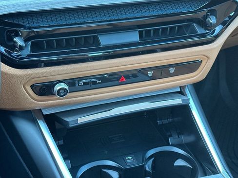 Used 2025 BMW i4 eDrive40 w/ Premium Package image 15