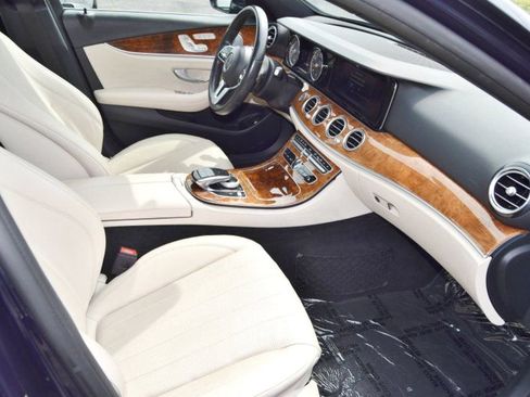 Used 2019 Mercedes-Benz E 450 4MATIC Sedan w/ Premium Package image 22
