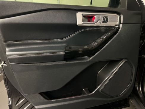 Certified 2021 Ford Explorer ST w/ Equipment Group 401A image 29