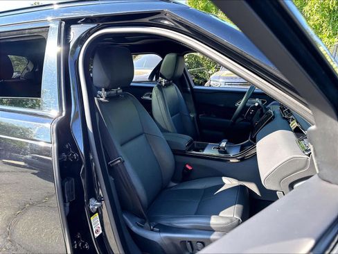 Used 2026 Land Rover Range Rover Velar Dynamic SE AWD/4WD image 7