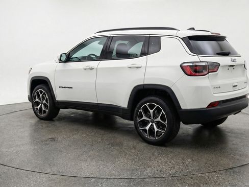 Used 2025 Jeep Compass Limited AWD/4WD image 6