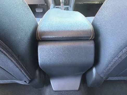 Used 2018 Subaru Crosstrek 2.0i Limited AWD/4WD image 25