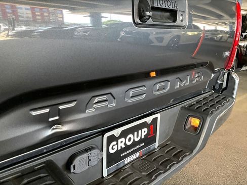 Used 2023 Toyota Tacoma SR5 RWD image 15