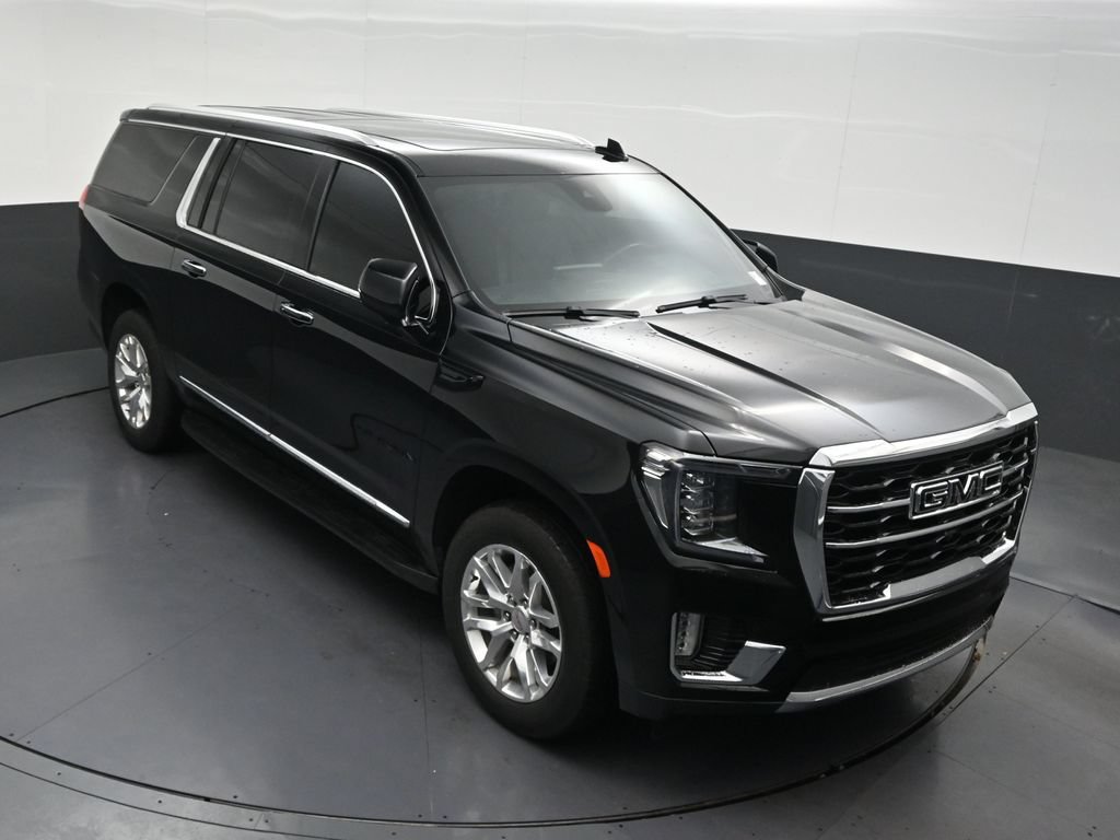Used 2024 GMC Yukon XL SLT w/ SLT Premium Package RWD image 22