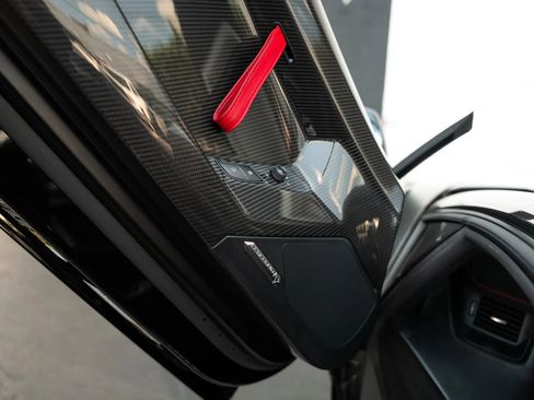 Used 2021 Lamborghini Aventador SVJ AWD/4WD image 22
