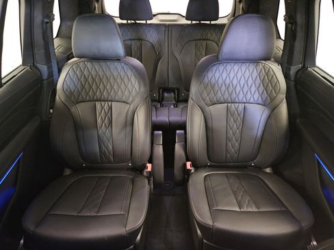 Used 2019 BMW X7 xDrive50i w/ Dynamic Handling Package image 42