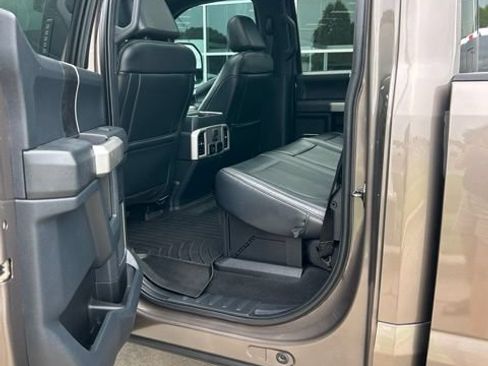 Used 2022 Ford F350 Lariat w/ Lariat Ultimate Package AWD/4WD image 9